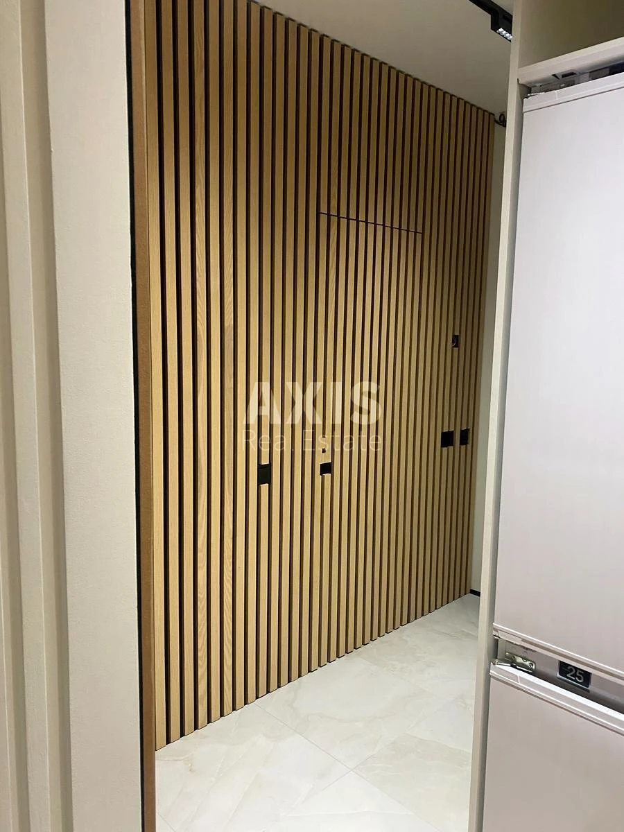 1k apartment vul. Saljutna 2Б6108413