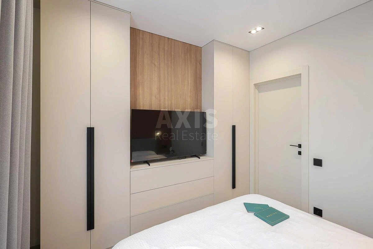 1k apartment vul. Saljutna 2Б642524