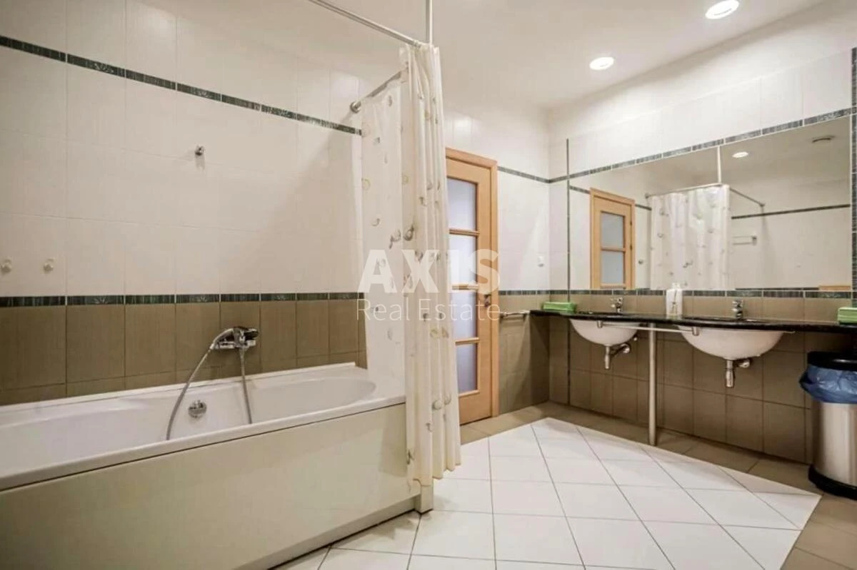 4k apartment bul. Shevchenka Tarasa 11702599