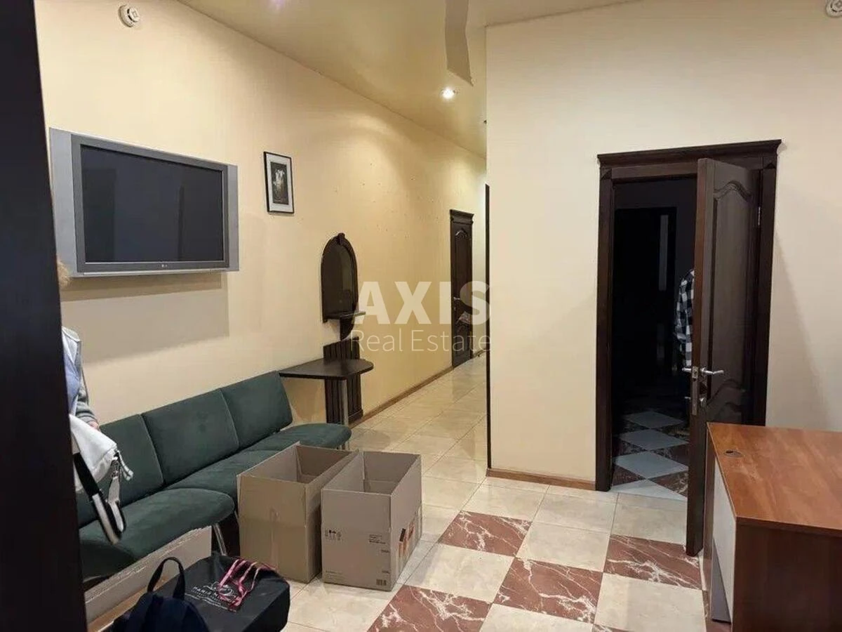 Office vul. Dilova 6, 212m2582261