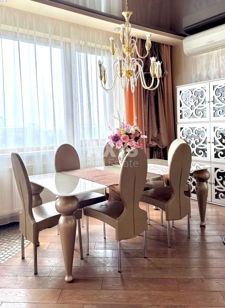 3k apartment vul. Mel'nykova 18Б616034