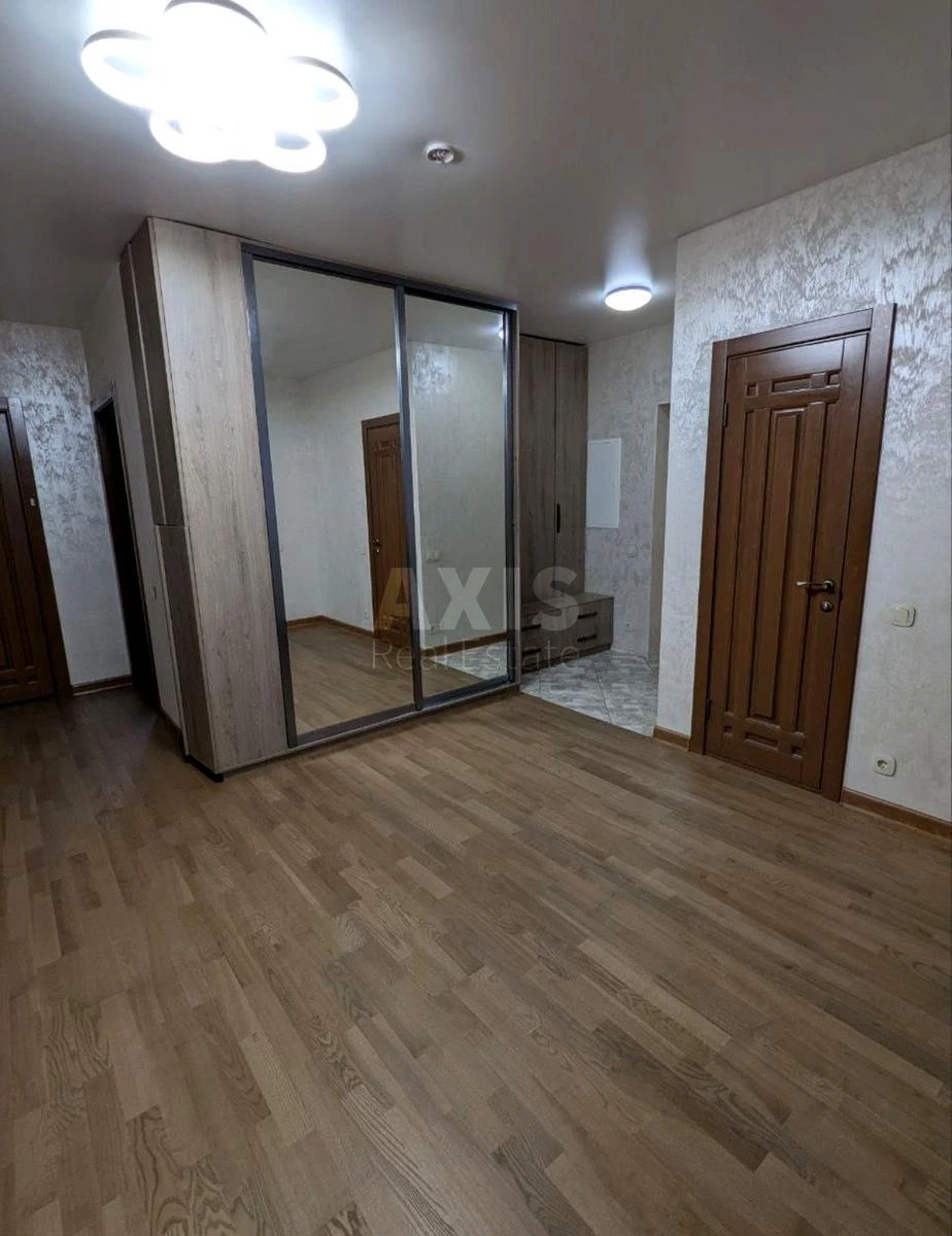 4k apartment vul. Ahmatovoi' Anny 30665317