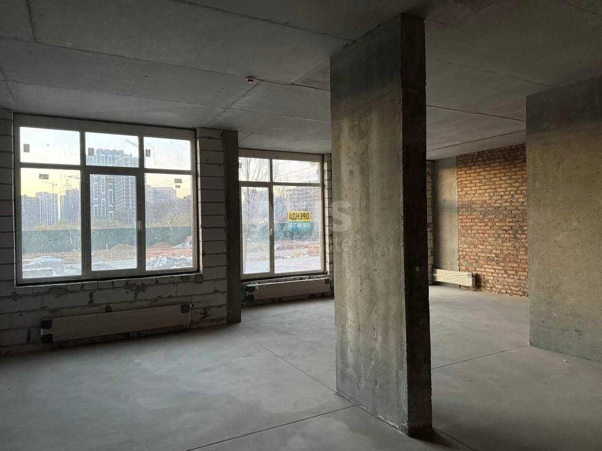 Объект сервиса ул. Семьи Кристеров 16, 84м2652043