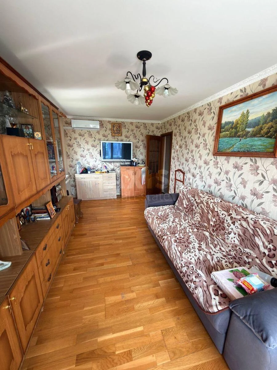 2k apartment vul. Ushyns'kogo 18700254