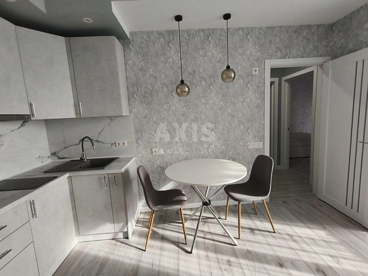 1к квартира ул. Александра Олеся 1068619