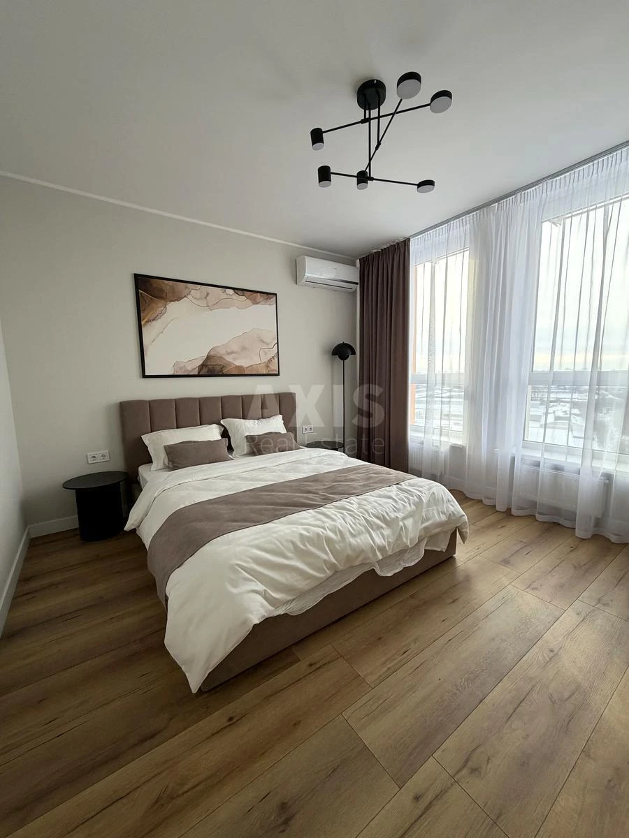 2k apartment pr-t Berestejskij 67654856