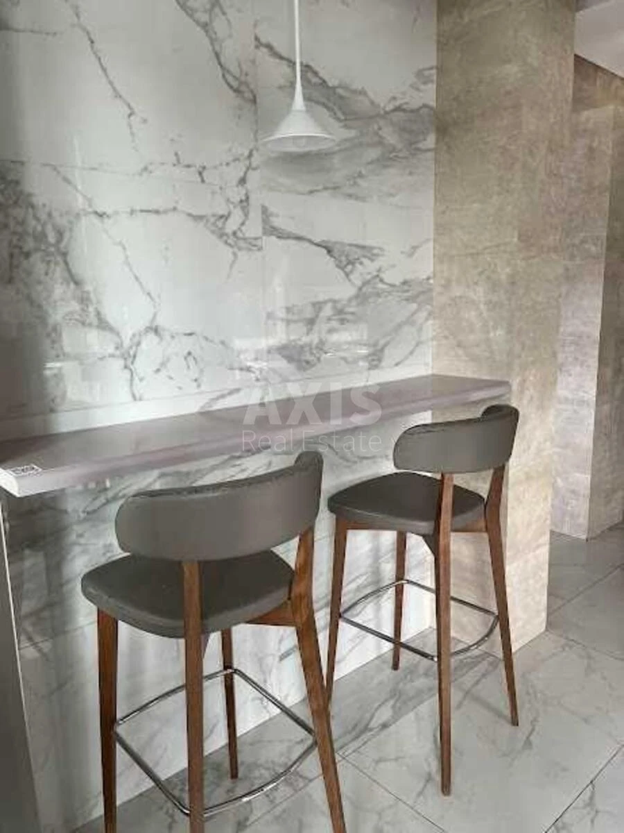 Объект торговли ул. Трускавецкая 6В, 65м2675774