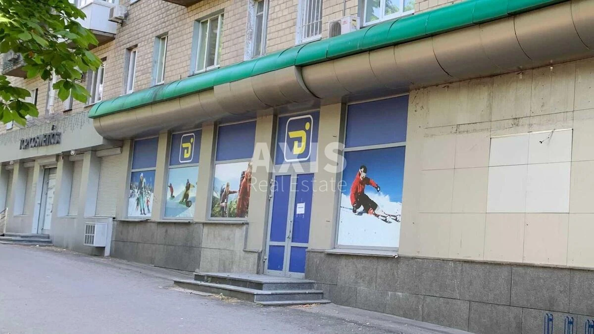 Объект торговли бул. Николая Михновского 4/6, 90м254792