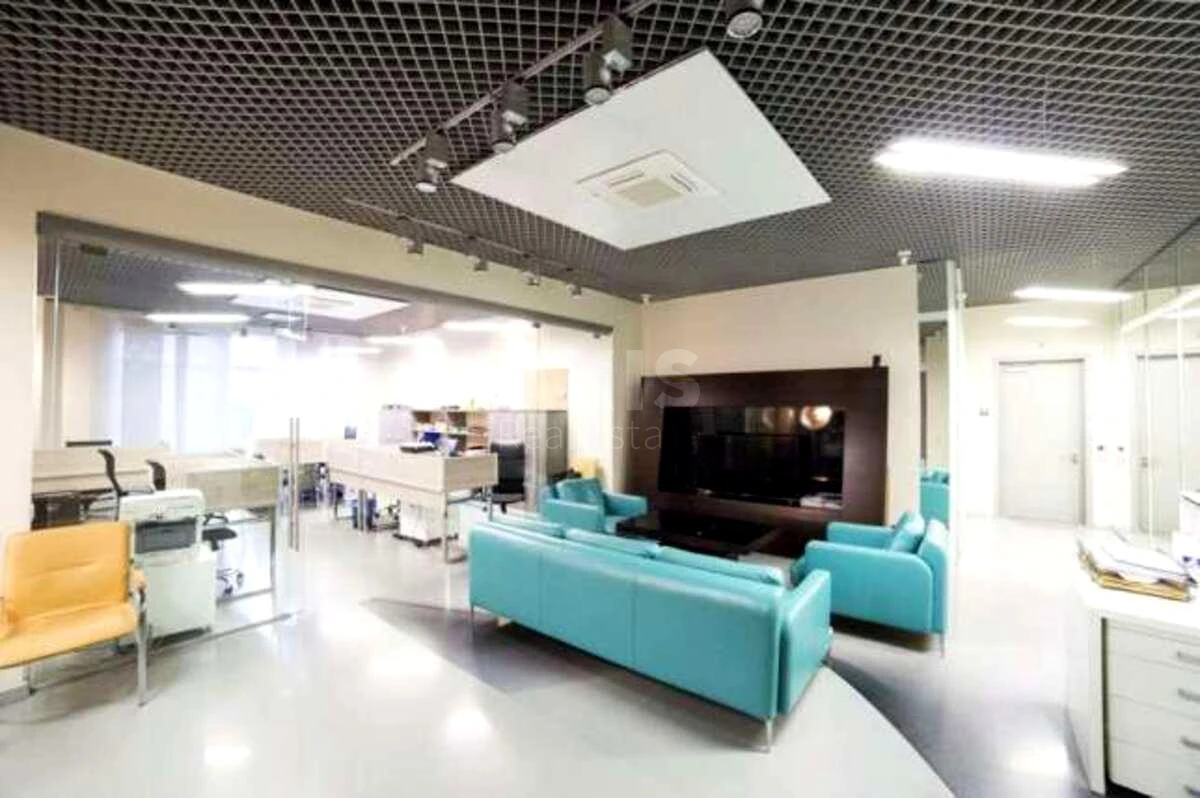 Office vul. Antonovycha 33В, 150m2692610