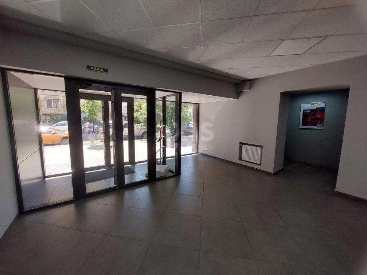 Office vul. Kyrylivs'ka 30, 370m2711770
