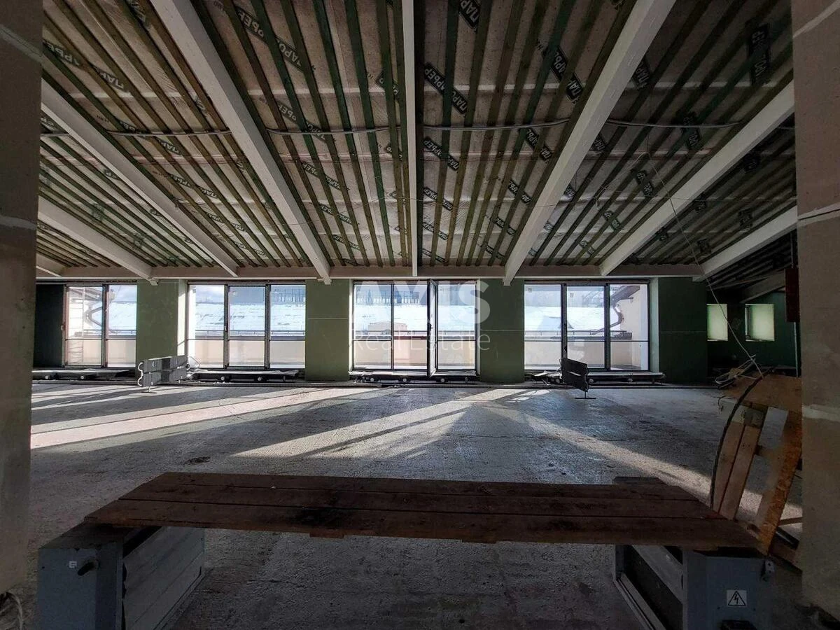 Office vul. Lavrs'ka 16, 950m2504203