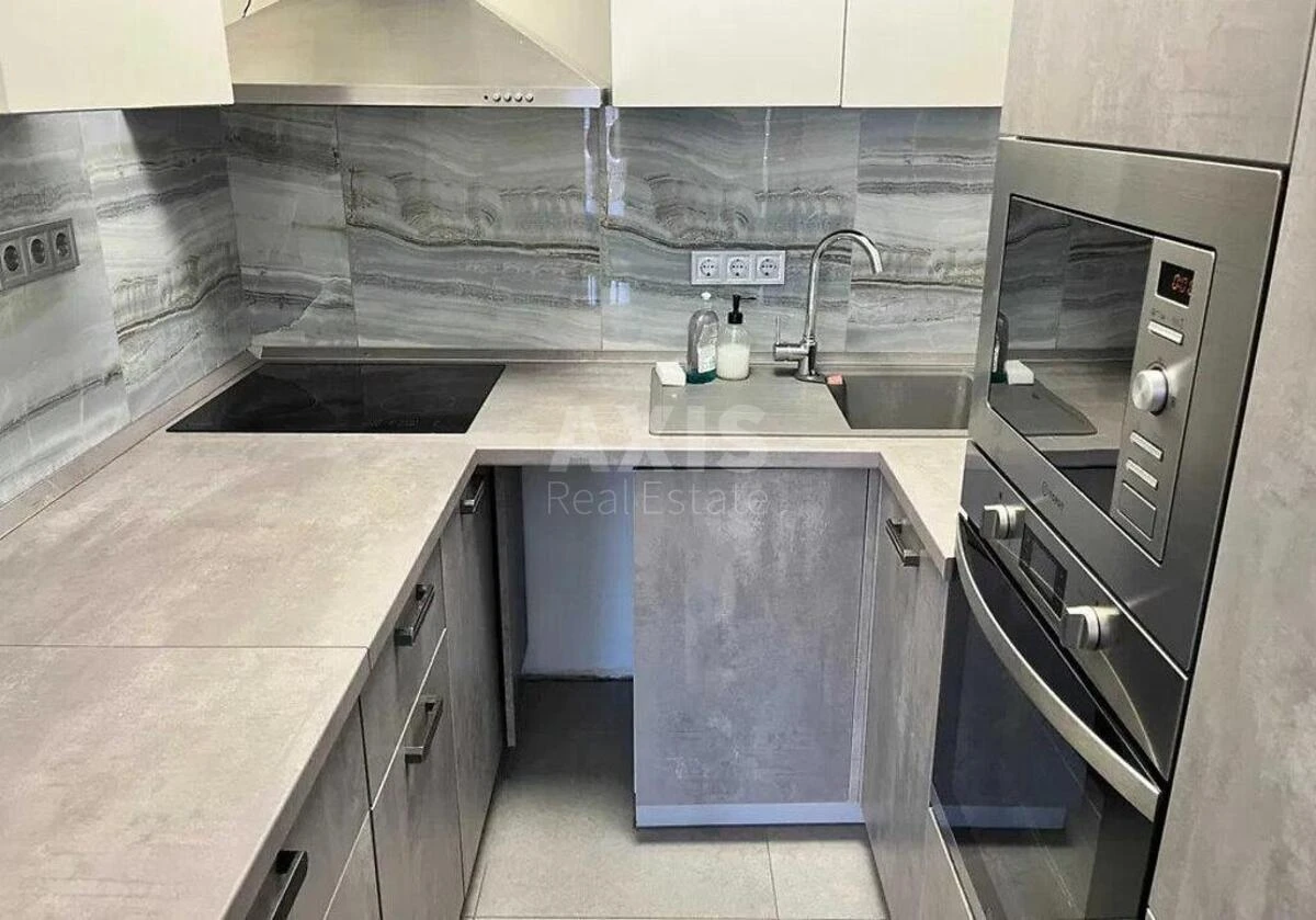 3k apartment vul. Metrologichna 2568803