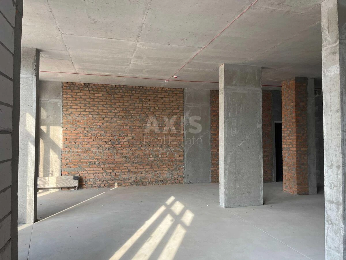 Service object vul. Rodyny Kristeriv 16, 84m2652044