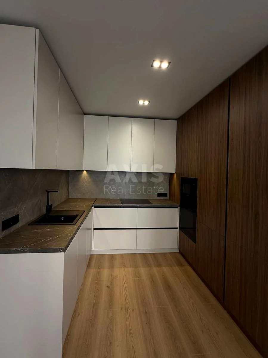 3k apartment vul. Zarichna 6, корп. 5