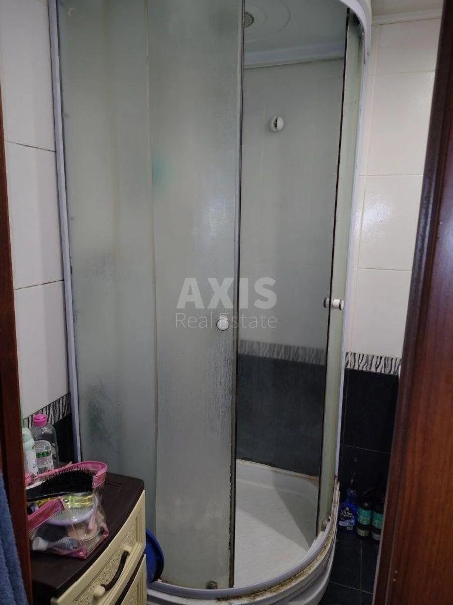 1k apartment vul. Trostjanec'ka 8Б653206