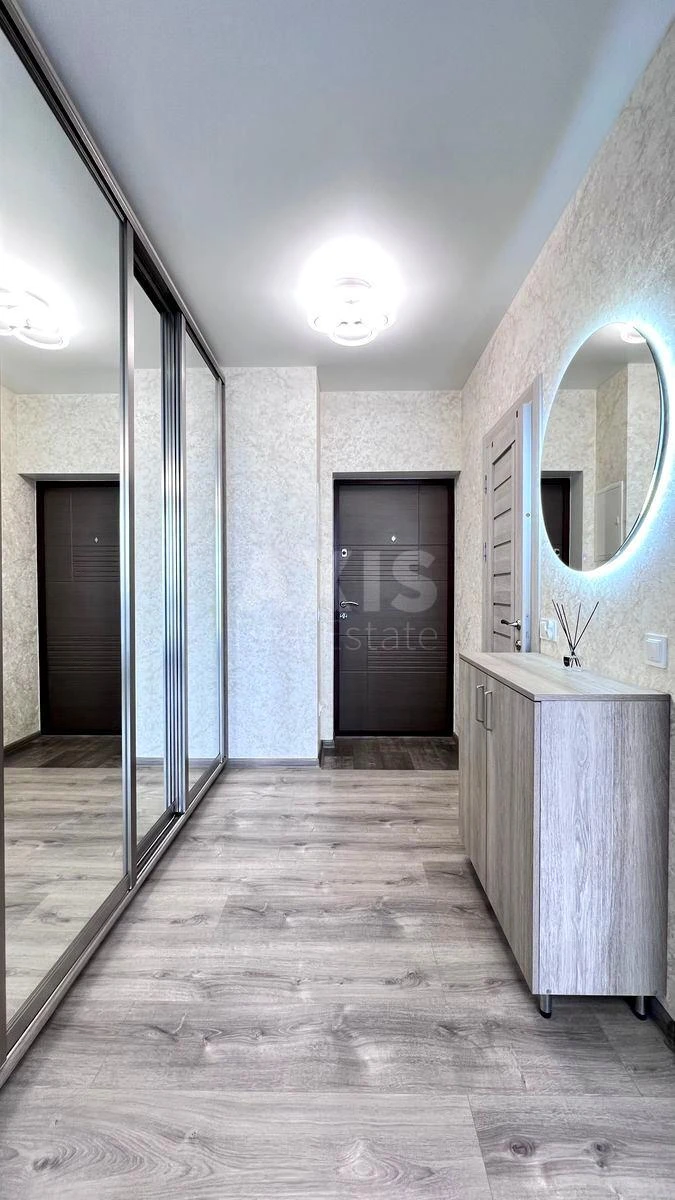 1к квартира пр-т Любомира Гузара 136698716