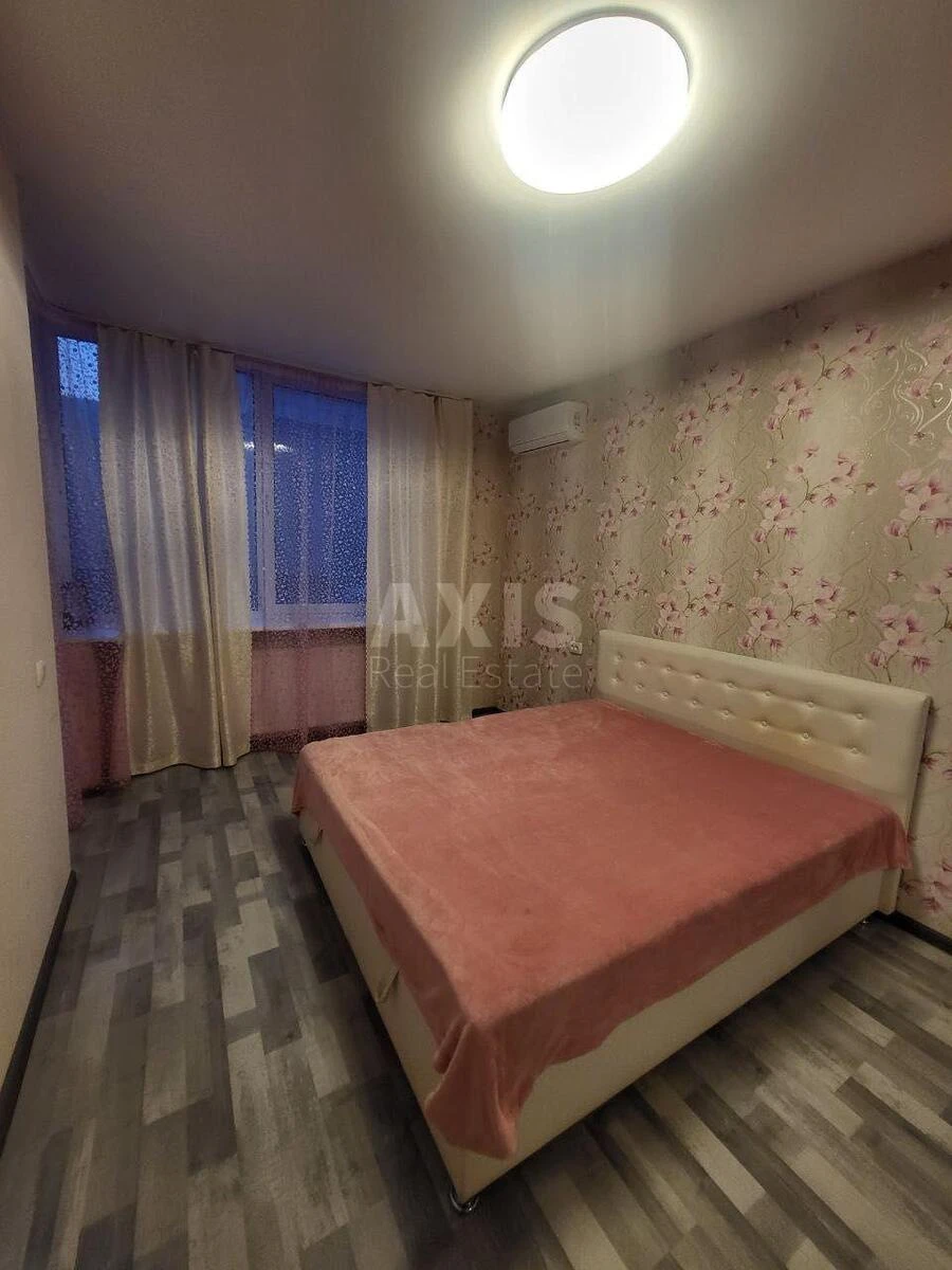 1к квартира пр-т Европейского Союза 45670434