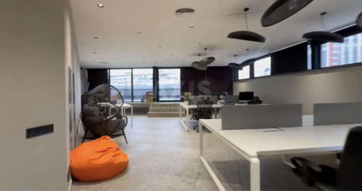 Office vul. Jevgena Konoval'cja 36Д, 345m267493