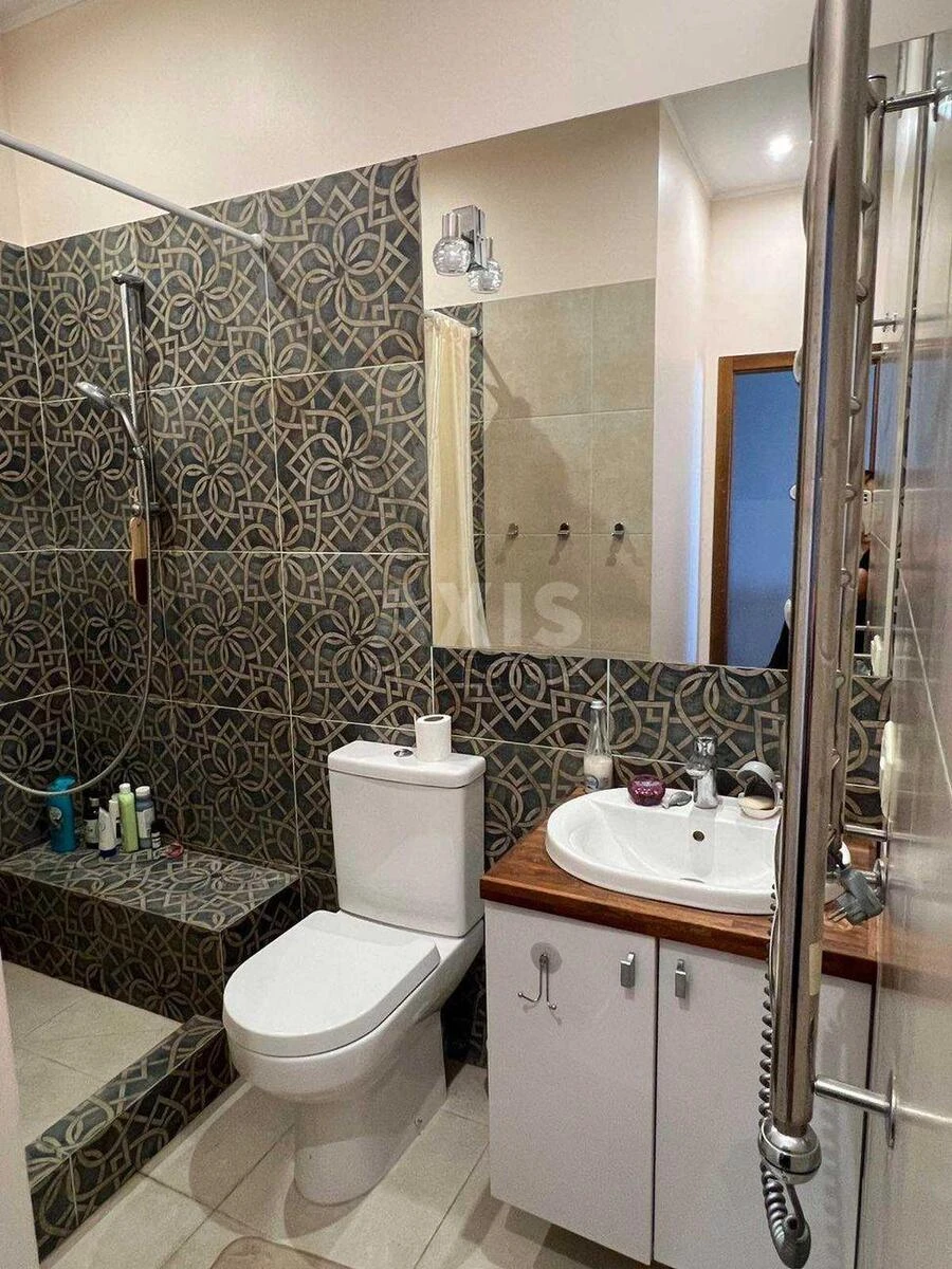 3k apartment vul. Jevgena Konoval'cja 36Е684019