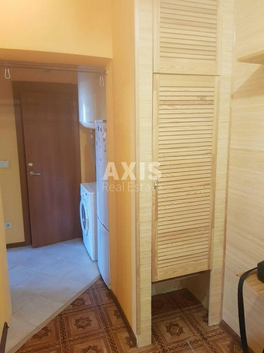 1k apartment vul. Александры Эстер 3648977