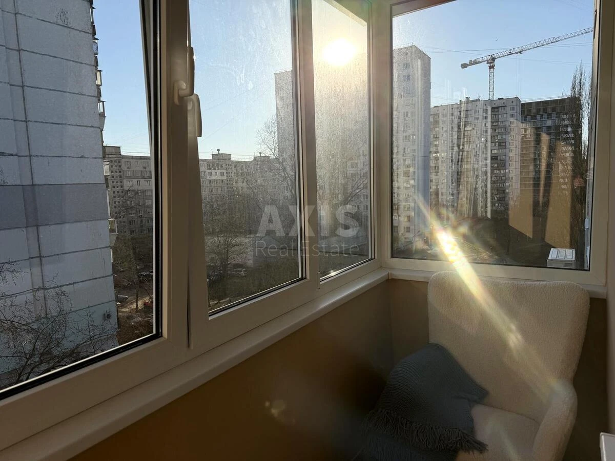 2к квартира пр-т Оболонский 22664635