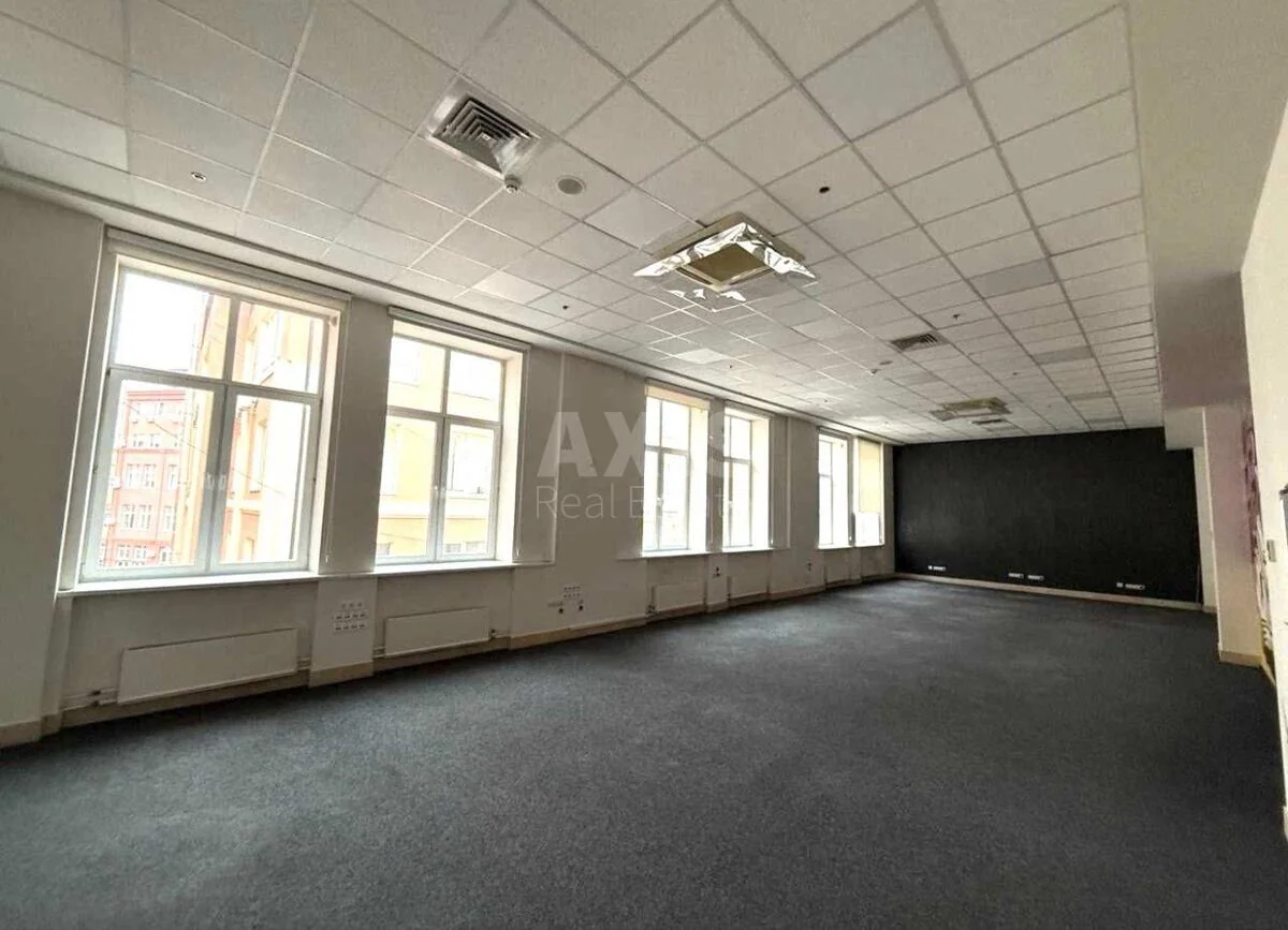 Office vul. Glybochyc'ka 17, 650m2