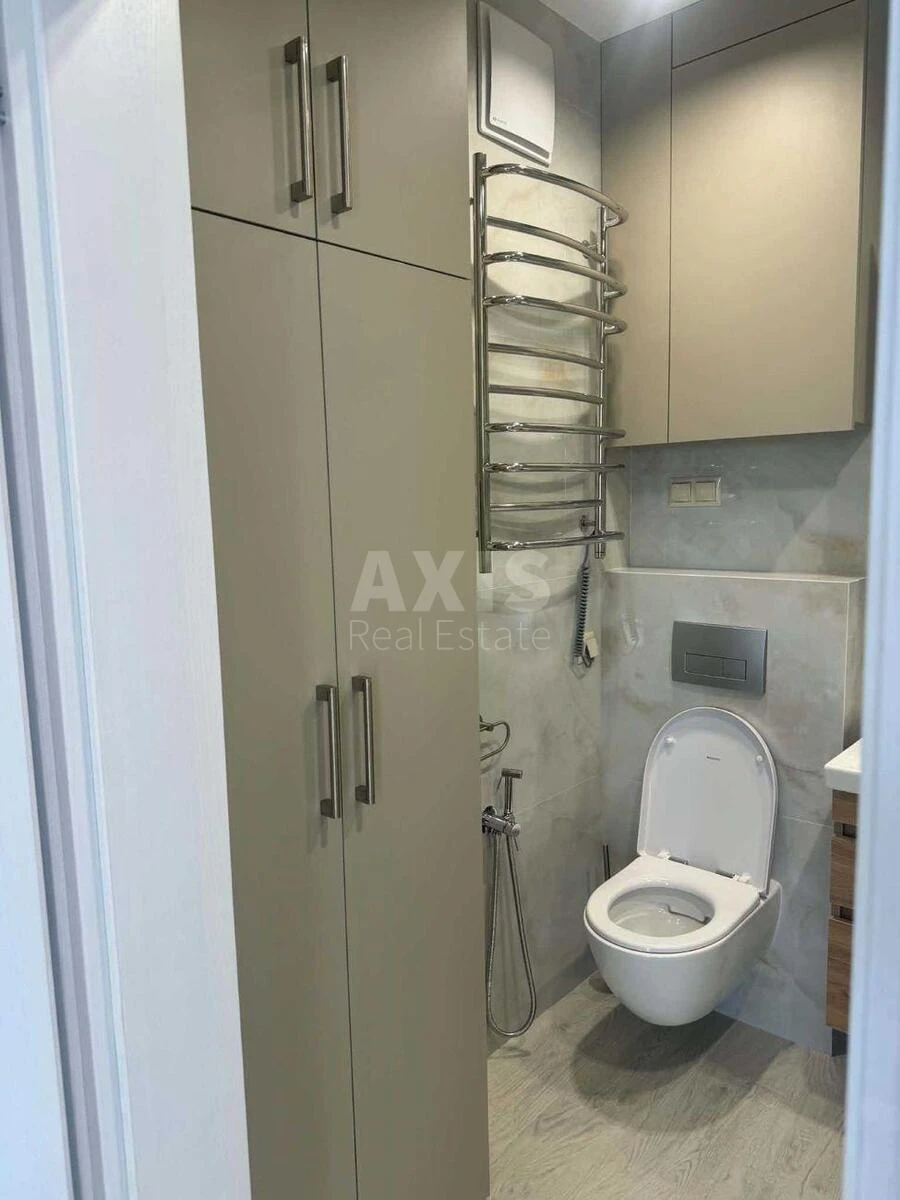 2к квартира ул. Александра Олеся 107153817