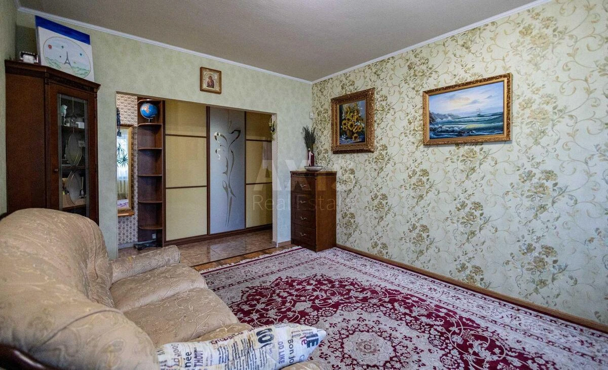 3k apartment vul. Gajdaj Zoi' 10700852