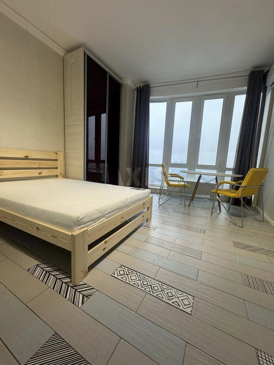 4k apartment vul. Starokyi'vs'ka 10638574