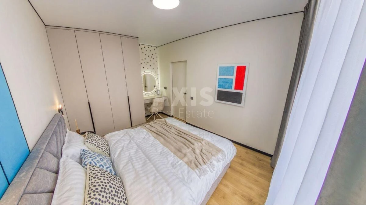 1k apartment vul. Vsevoloda Zmijenka 34/21690197