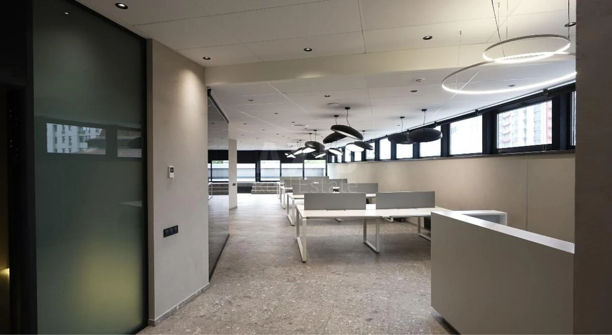 Office vul. Jevgena Konoval'cja 36Д, 345m2674930