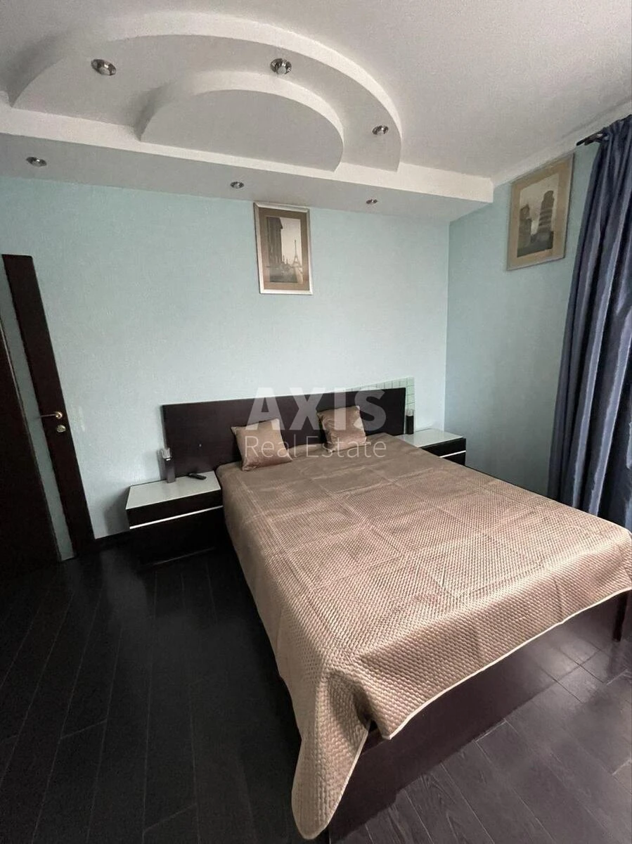 2к квартира ул. Голосеевская 13475674