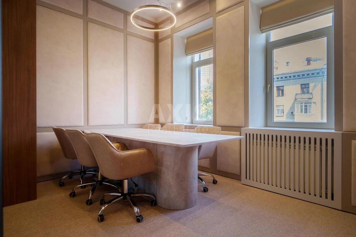 Office vul. Esplanadna 32В, 230m2679248