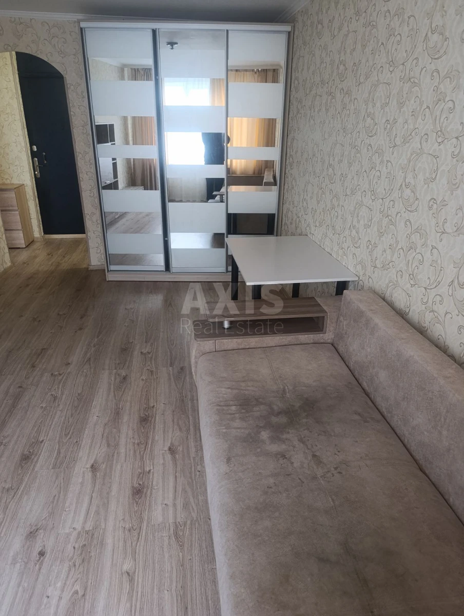 1k apartment pr-t Obolons'kyj 18Б605623