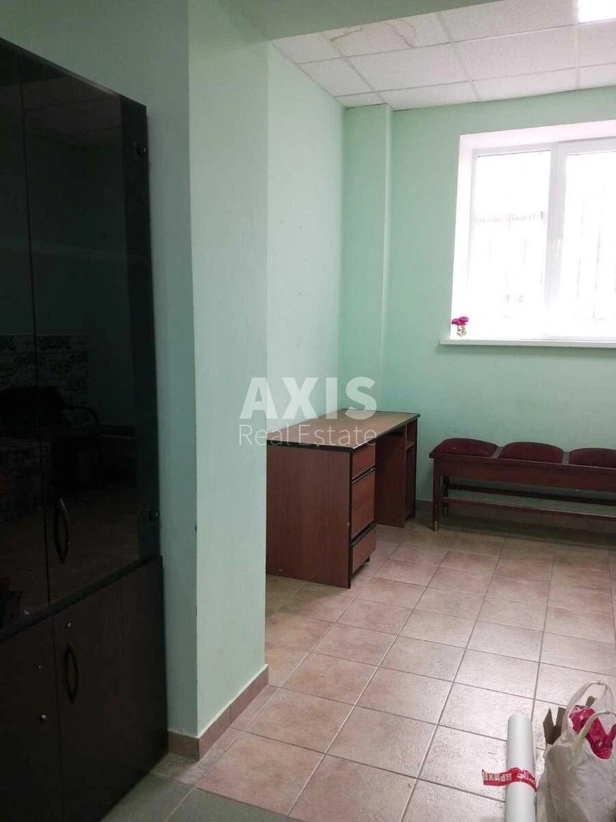 Объект торговли ул. Ахматовой Анны четырнадцать A, 114м2617135