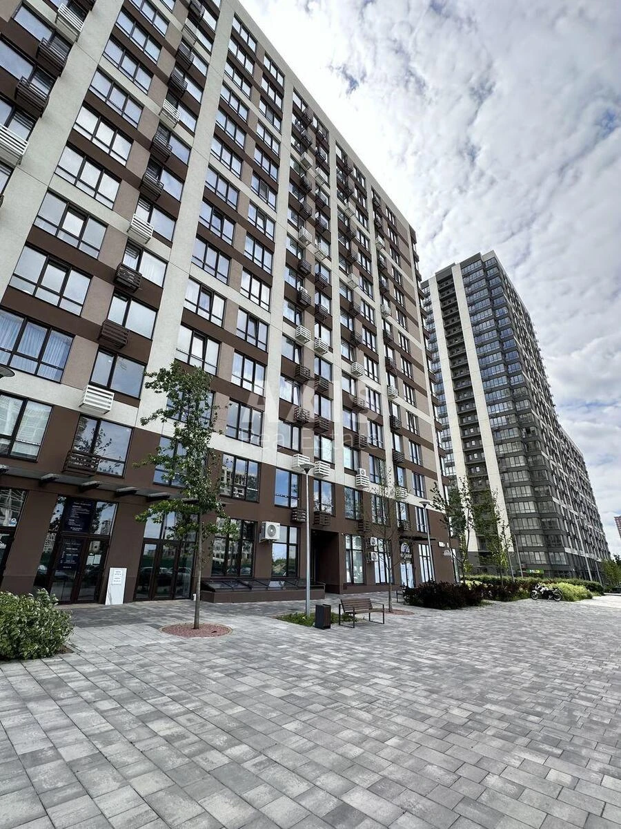 2k apartment vul. Rodyny Kristeriv 16691146