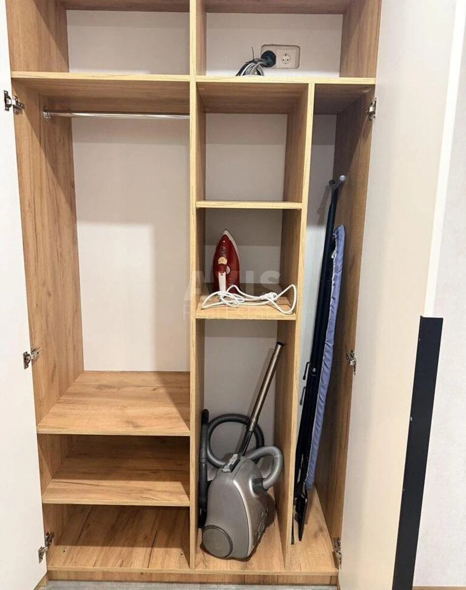 1k apartment vul. Krakivs'ka 27А7108810