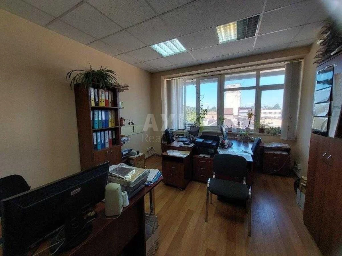 Офис ул. Кирилловская 30, 370м2711773