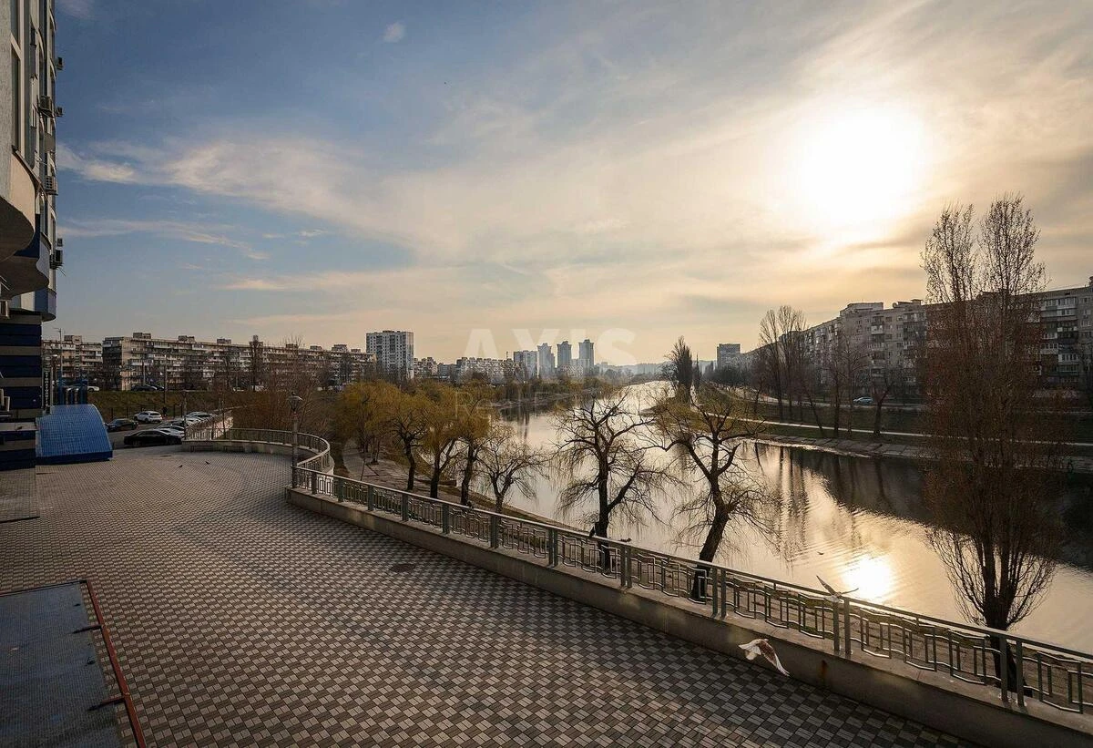 Office pr-t Sobornosti 30, 140m27123515