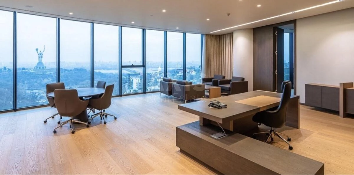 Office vul. Strutyns'kogo Sergija 15, 668m2697145