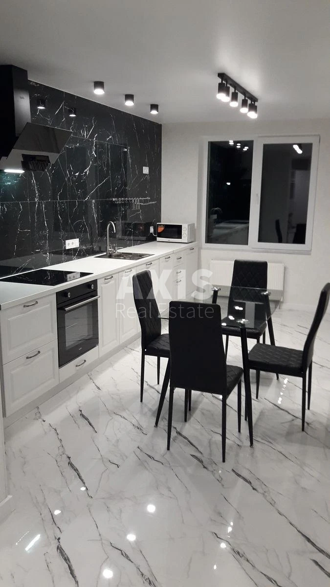 3k apartment uzv. Lysogirs'kyj 2042366