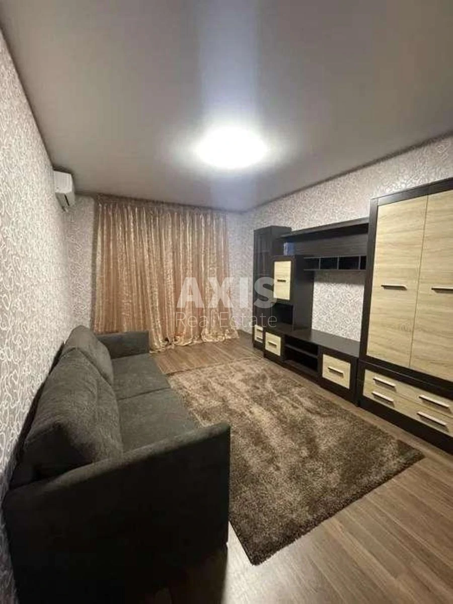 2к квартира ул. Владимира Наумовича 6272412