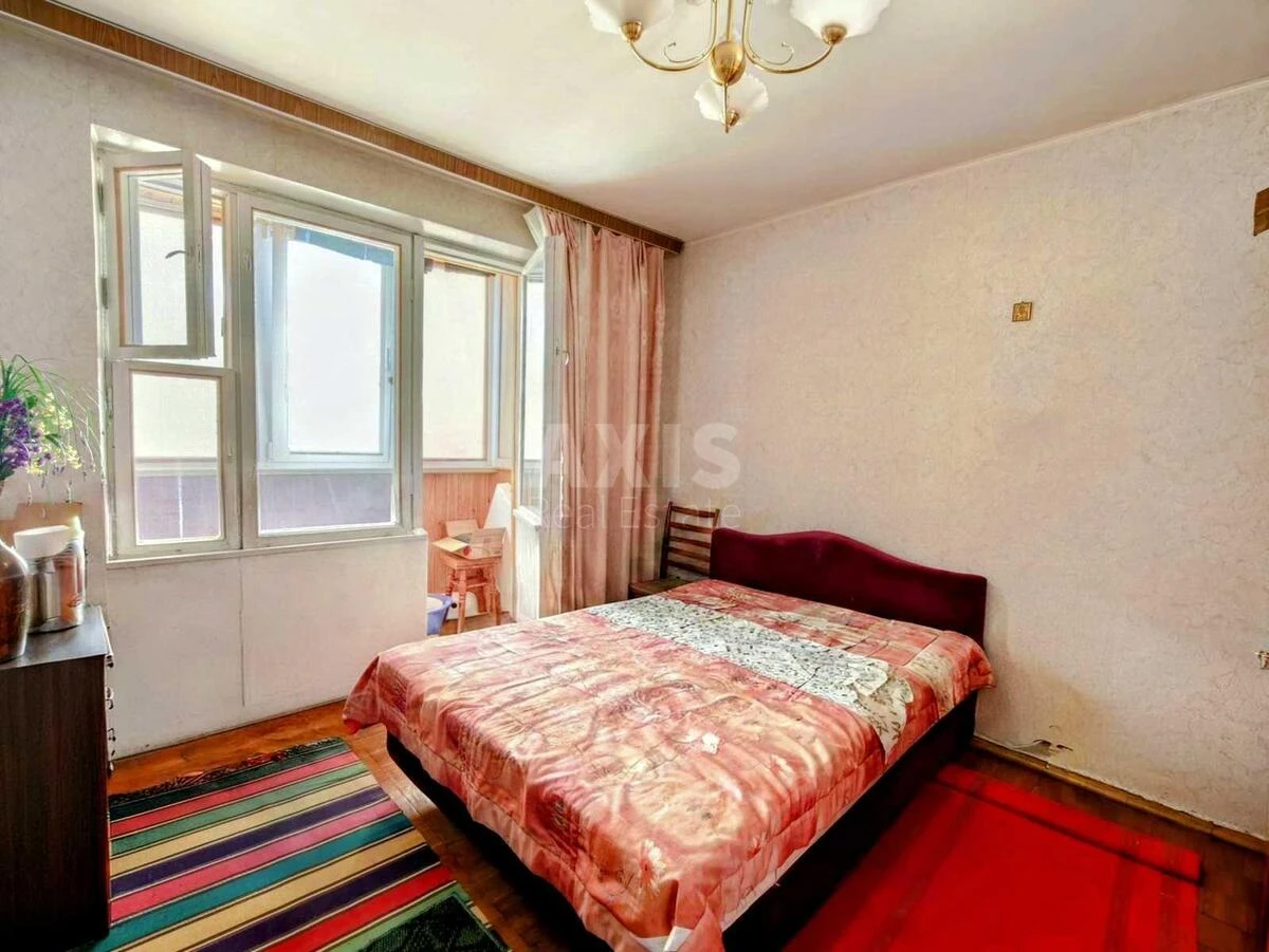 2к квартира пр-т Голосеевский 8715076