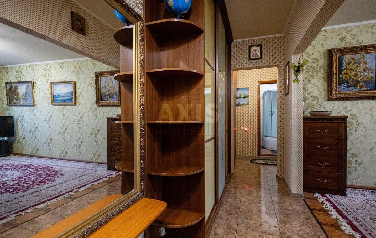 3k apartment vul. Gajdaj Zoi' 10700854