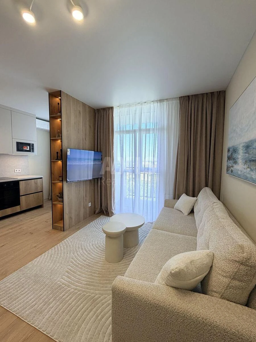 1k apartment pr-t Glushkova Akademika 42701101