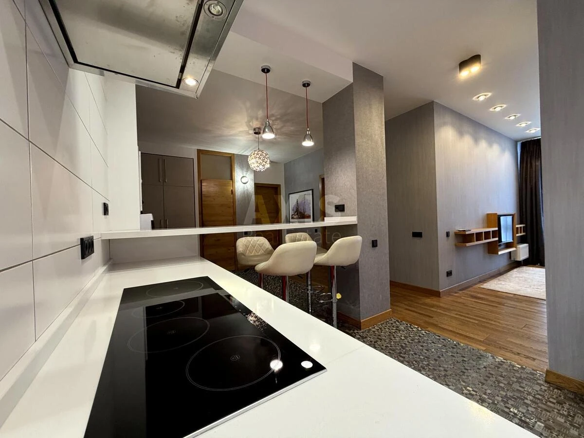 3k apartment vul. Yulia Zdanovska 71Г654673