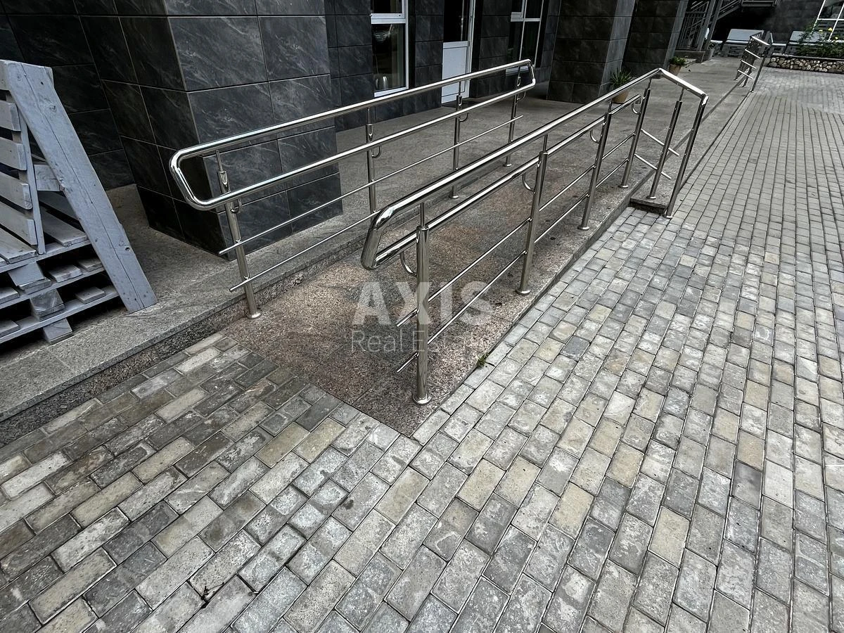 3k apartment vul. Bilorus'ka Thirty-six A7019316