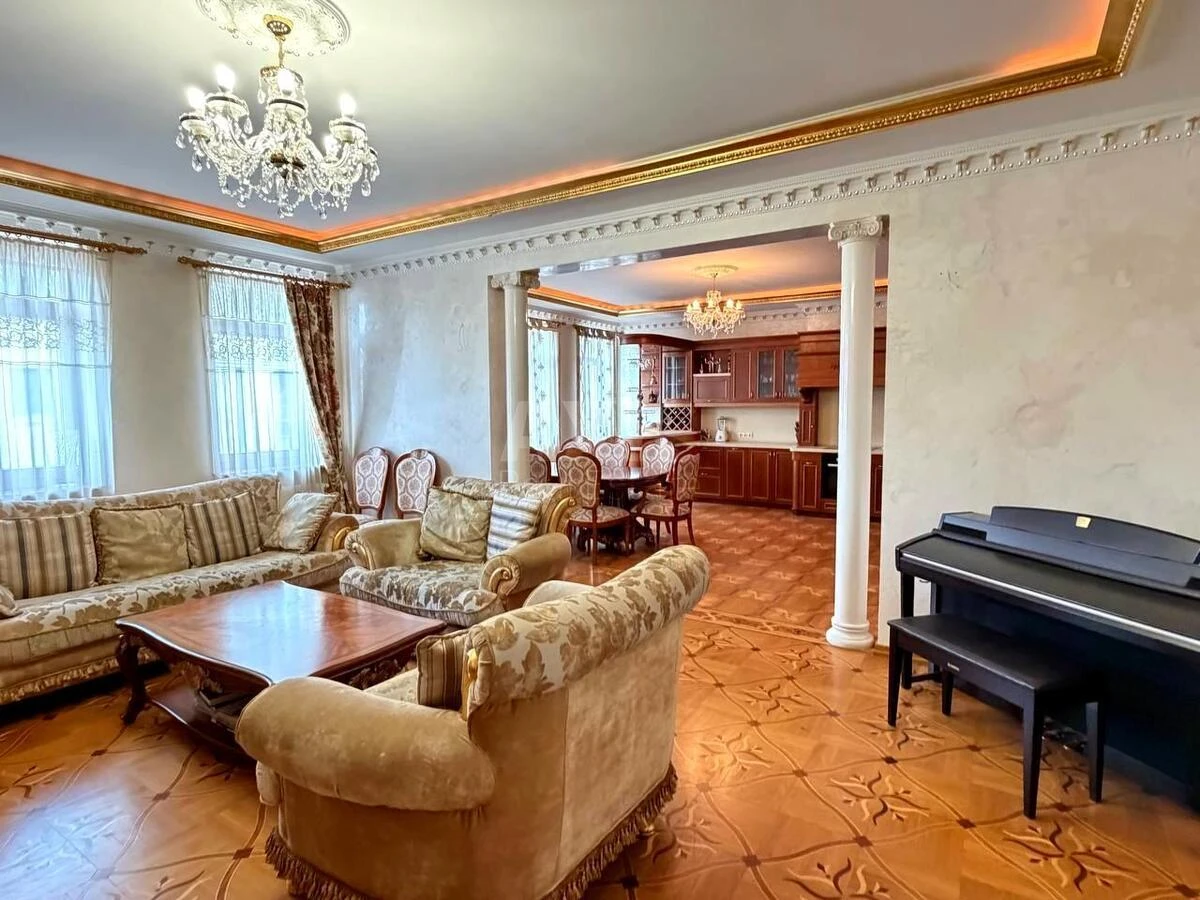 4k apartment vul. Ol'gyns'ka 6704156
