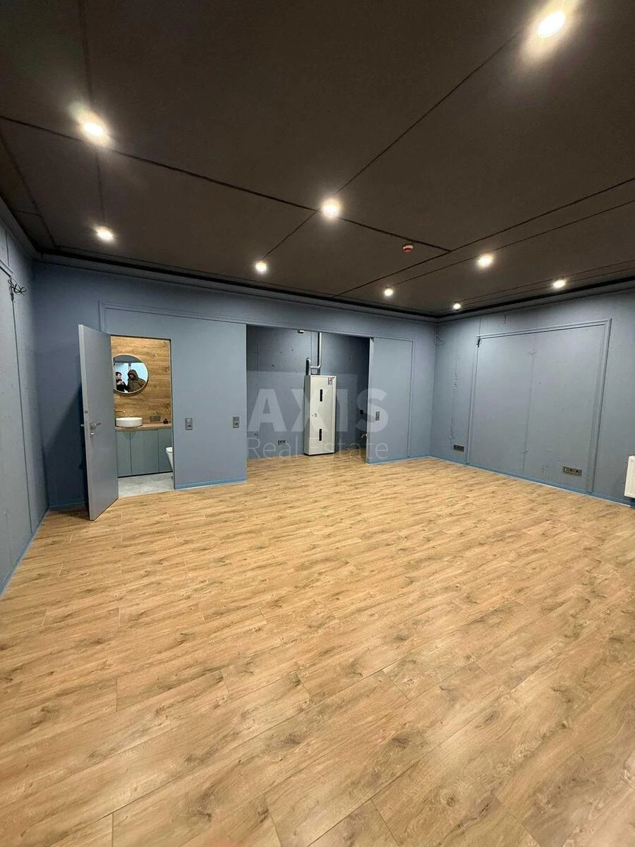 Trade object vul. Myhajla Maksymovycha 24, 40m265714