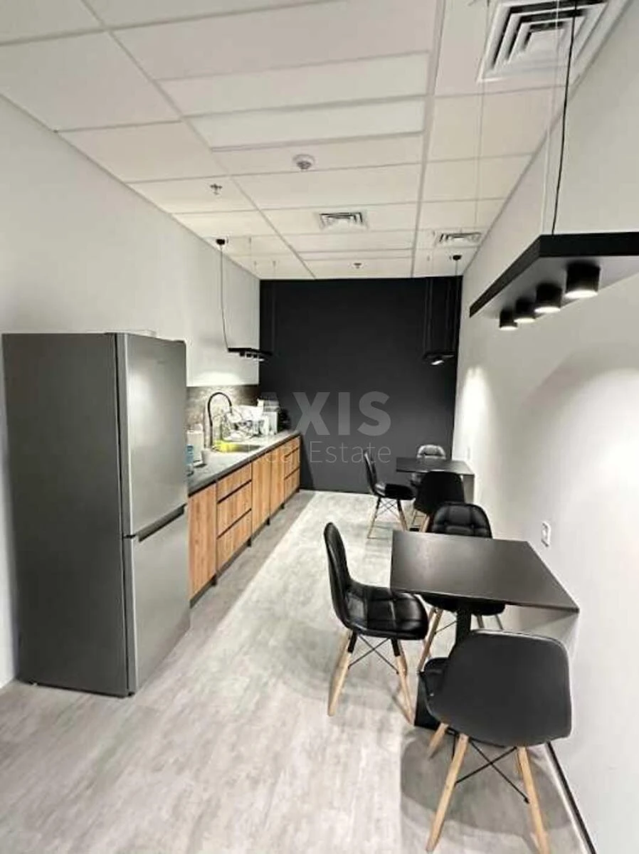 Office vul. Strutyns'kogo Sergija 13/15, 372m2646247